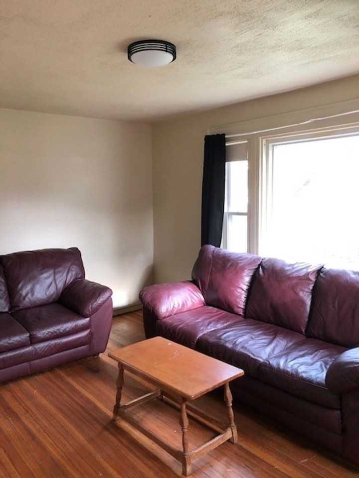 854-56 Lancaster Ave - Photo 2 of 15