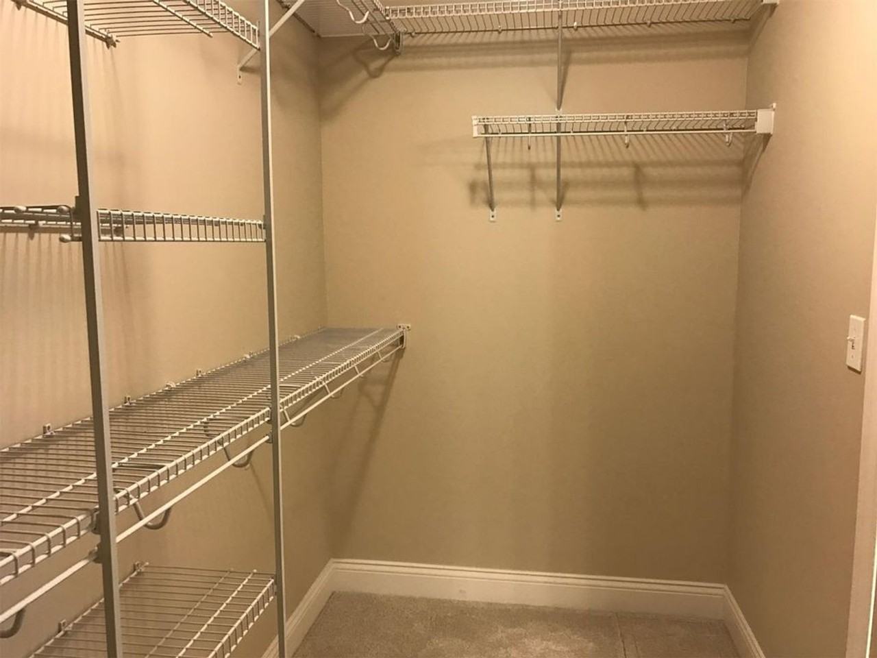 1402 Myrtle Beach Ave - Photo 3 of 13