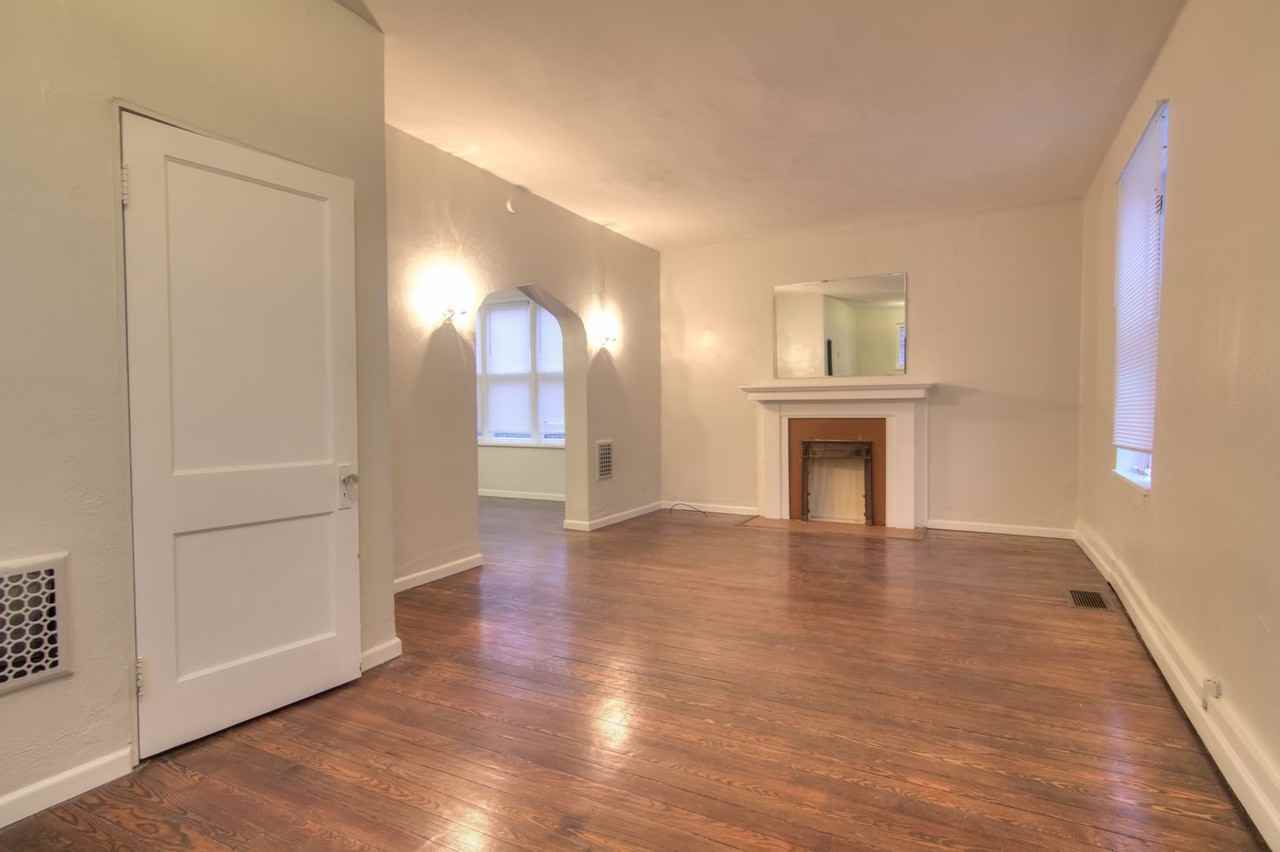 3640 Gustine Ave - Photo 3 of 17