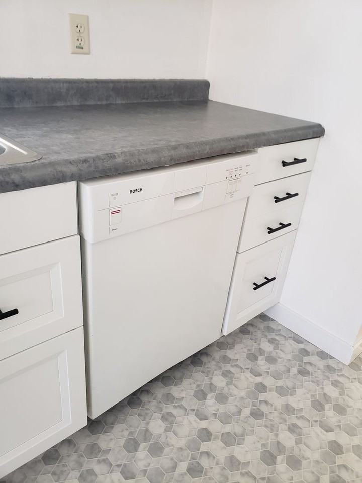 214 N 10th Ave - Photo 7 of 50