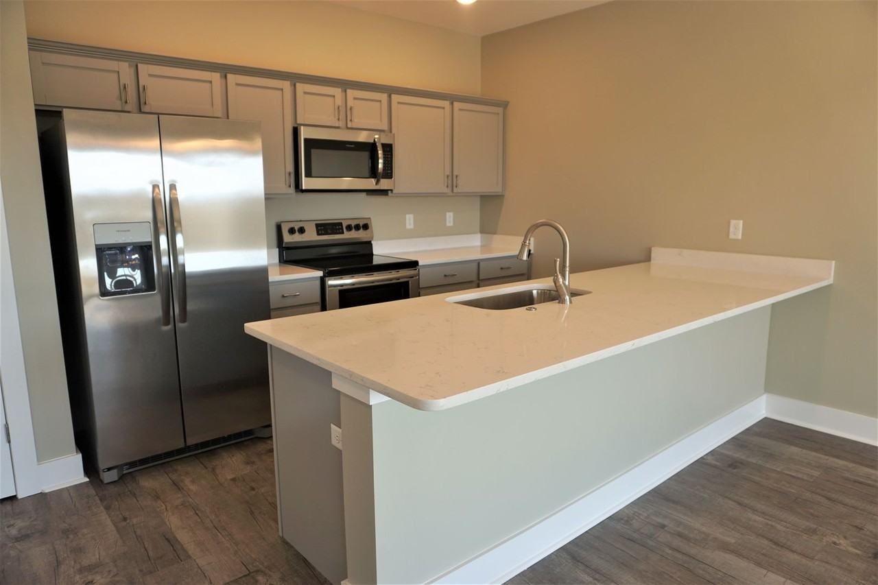 3651 Red Maple Way - Photo 6 of 22