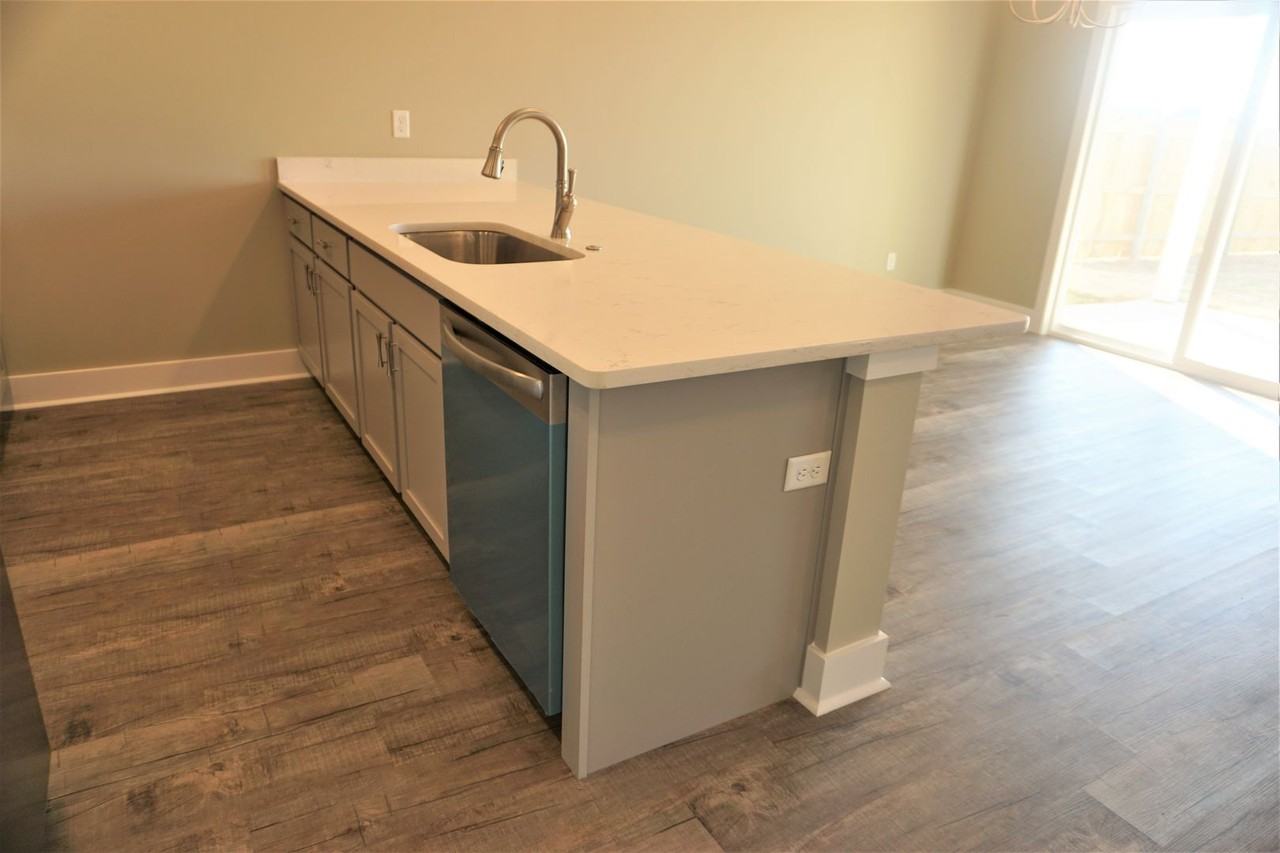 3651 Red Maple Way - Photo 7 of 22