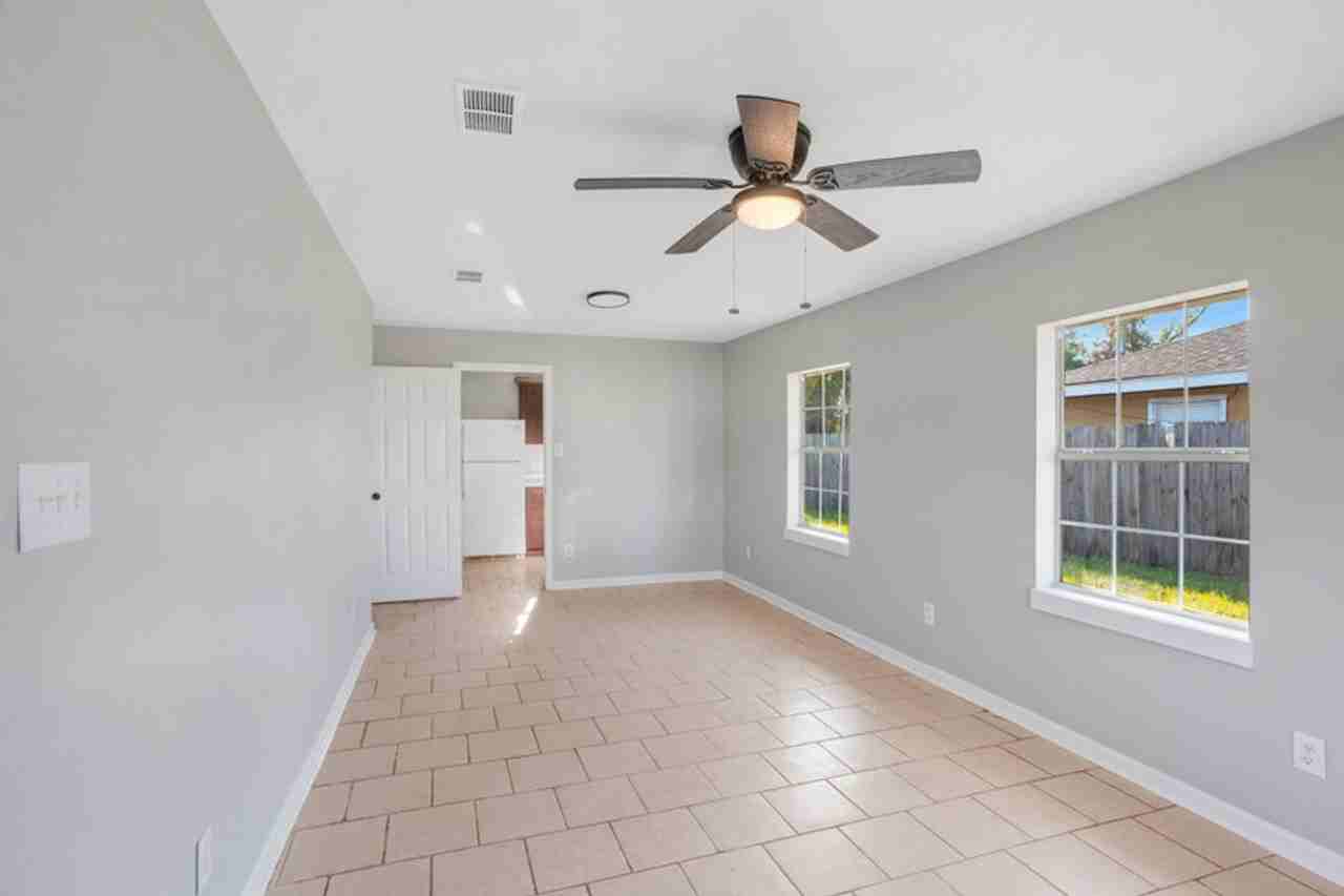 3529 W Roosevelt St - Photo 7 of 11