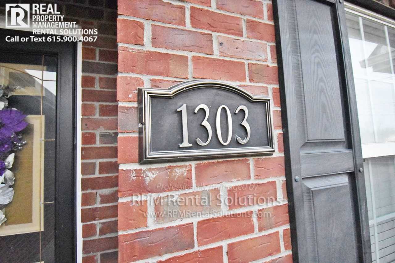 1303 Auldridge Dr - Photo 4 of 28