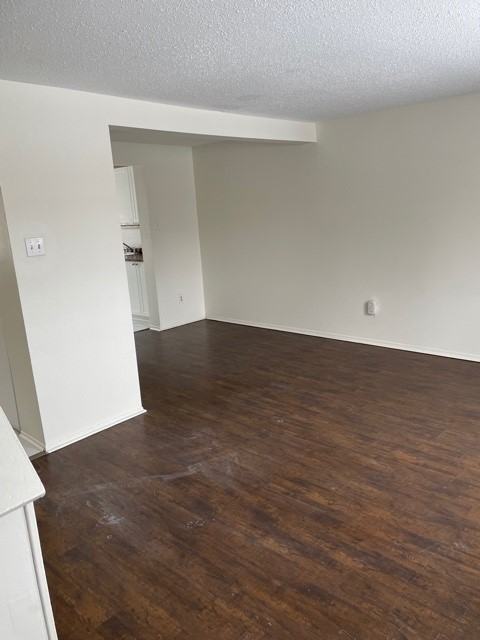 23-3250 Uplands Drive - Photo 3 of 8