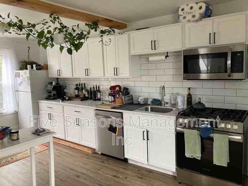 15 Allen Street - Photo 2 of 13