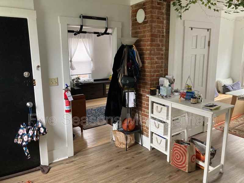 15 Allen Street - Photo 4 of 13