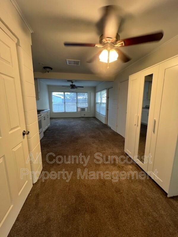 2621 40th Ave N #C - Photo 6 of 11