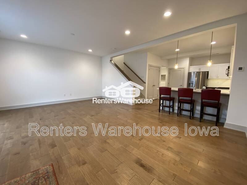 522 Sw 12th St - Photo 4 of 33