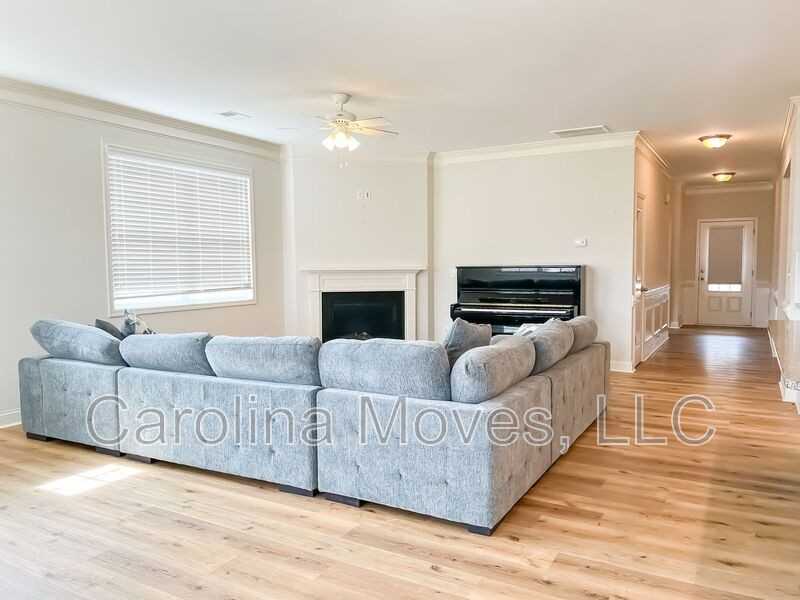 728 Arnica Dr - Photo 2 of 22