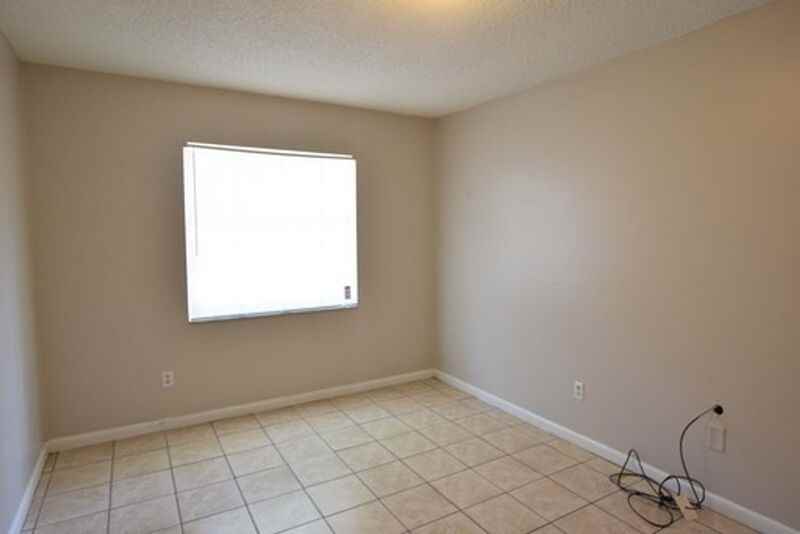 339 S Osceola St - Photo 3 of 6