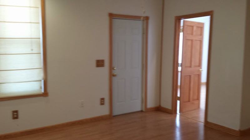 706 E Water St #1 - Photo 4 of 11