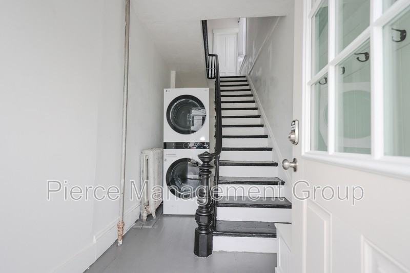 18 Maple St #B - Photo 2 of 23