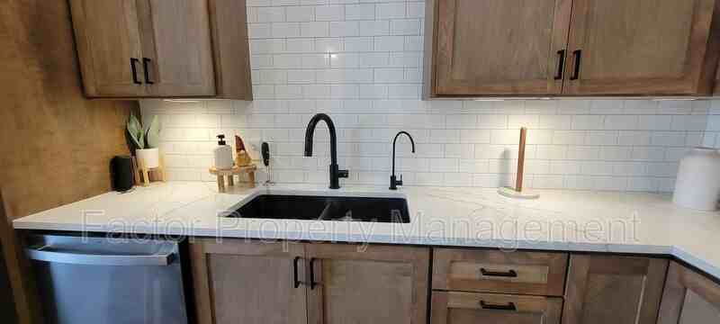 235 Belgrade Ave #301 - Photo 4 of 20