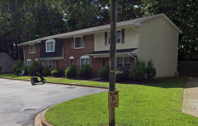 Peachtree - Photo 2 of 5