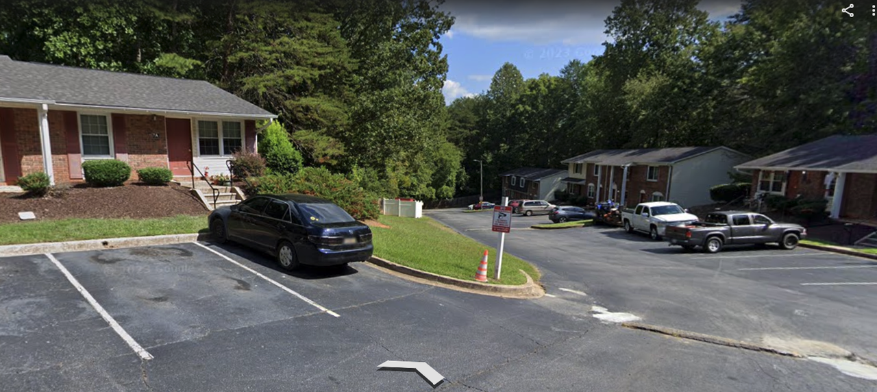 Peachtree - Photo 5 of 5