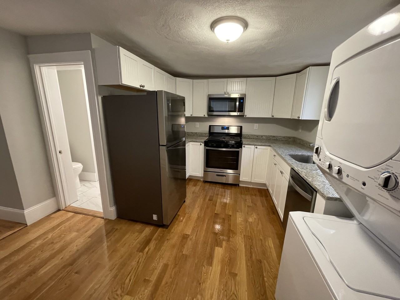 309 Highland Ave #R - Photo 2 of 28