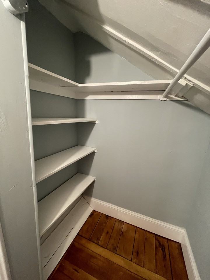 309 Highland Ave #R - Photo 6 of 28