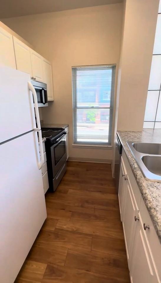 116 East 3rd Street - Photo 7 of 14