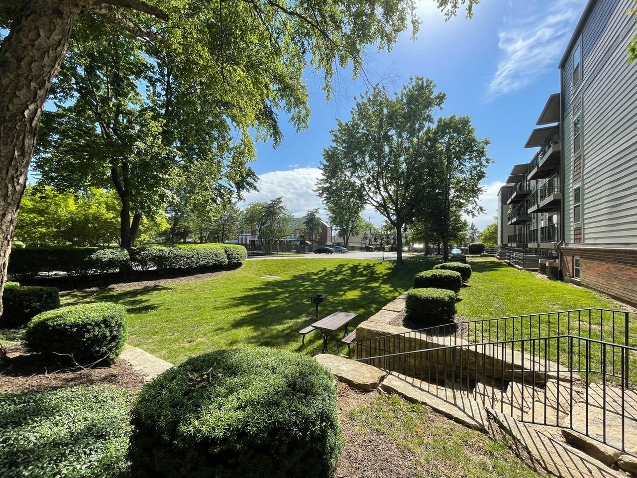 Highpointe Apartments - Photo 5 of 23
