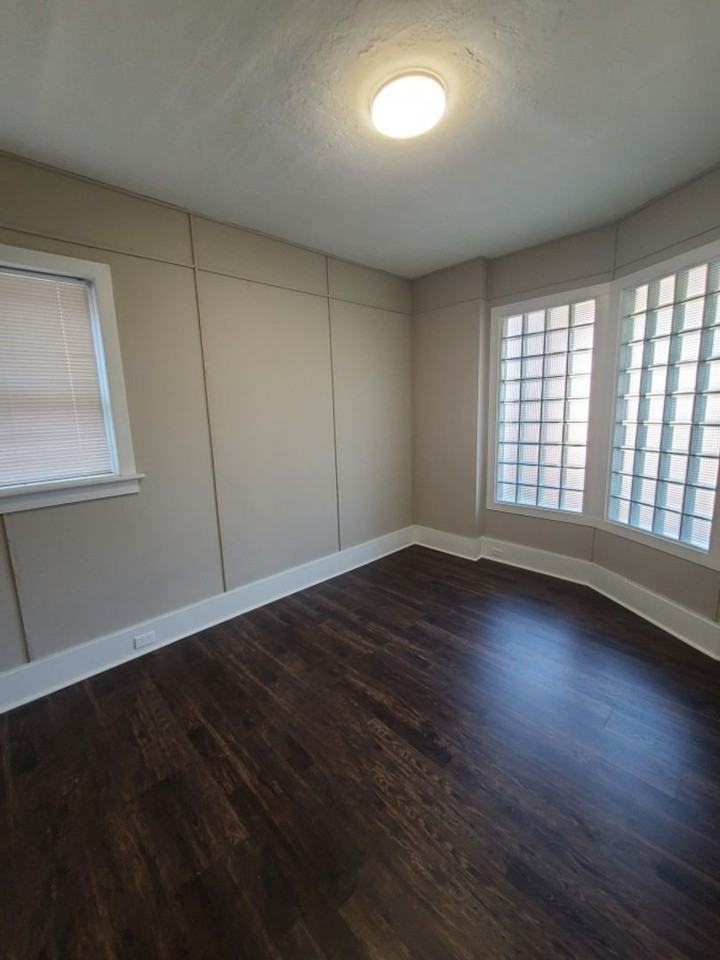 317-331 5th St - Photo 6 of 15