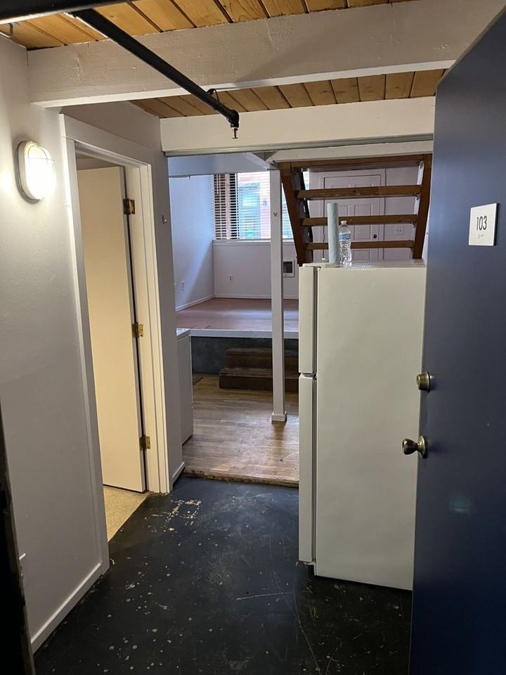 Everett Station Lofts - Photo 4 of 10