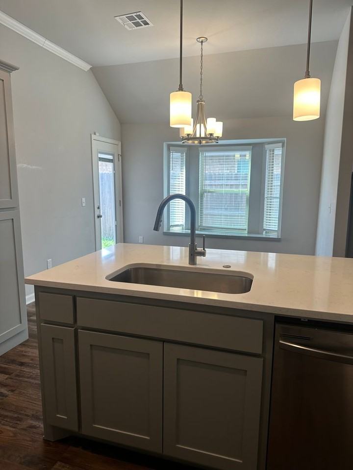 4224 Nw 152nd Ter - Photo 7 of 24