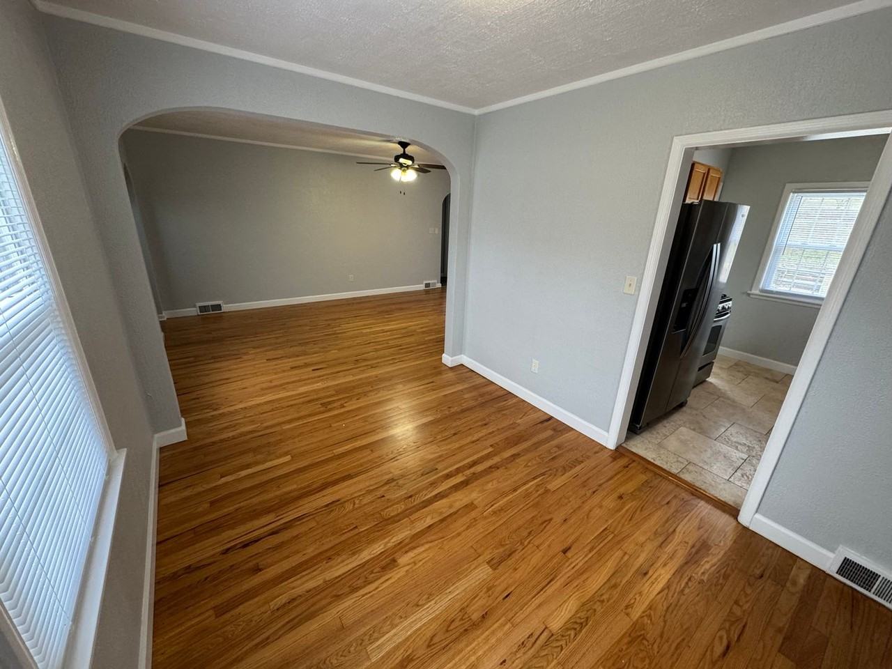 425 Waverly Rd - Photo 3 of 36