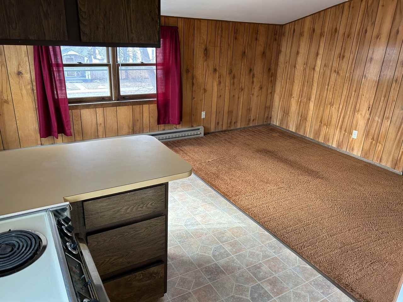 335 5th Ave W #3 - Photo 5 of 8