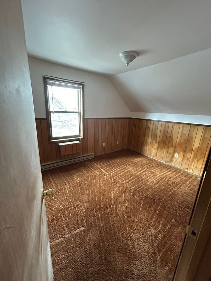 335 5th Ave W #3 - Photo 7 of 8