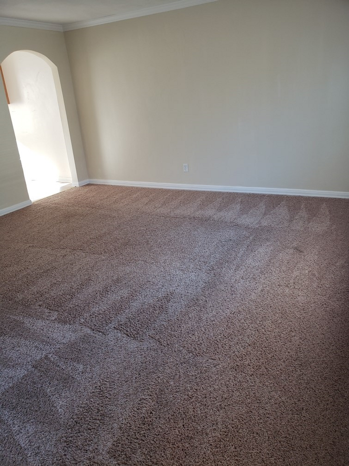 Duff_Jewell Ave Duplex - Photo 3 of 10