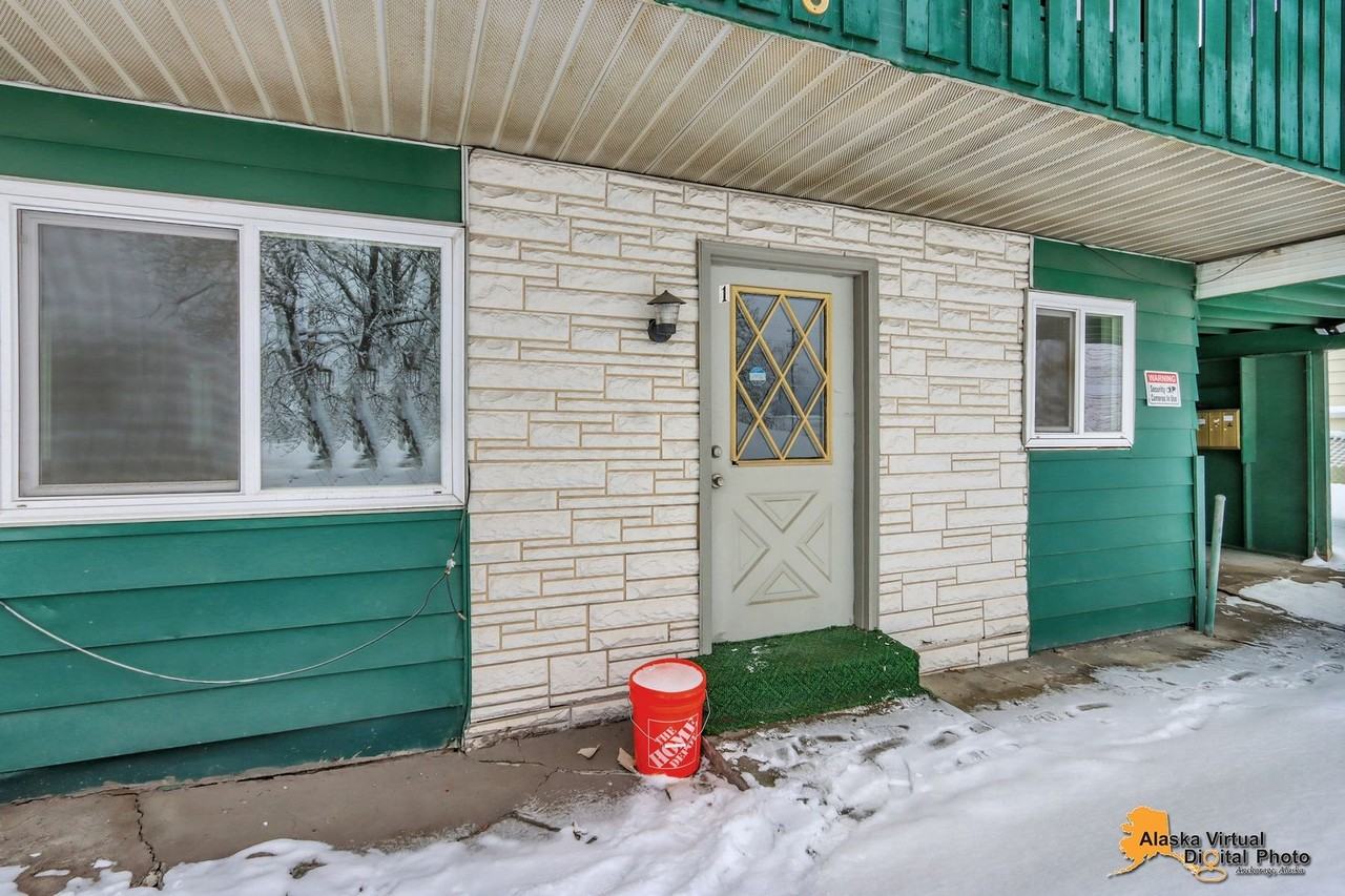 719 Bragaw Street - Photo 3 of 46