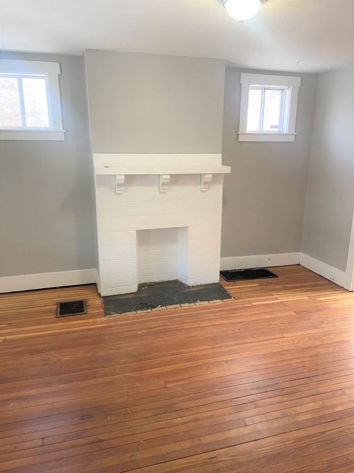 1201 Fairdale St - Photo 2 of 14