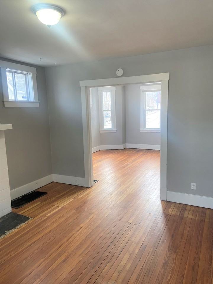 1201 Fairdale St - Photo 3 of 14
