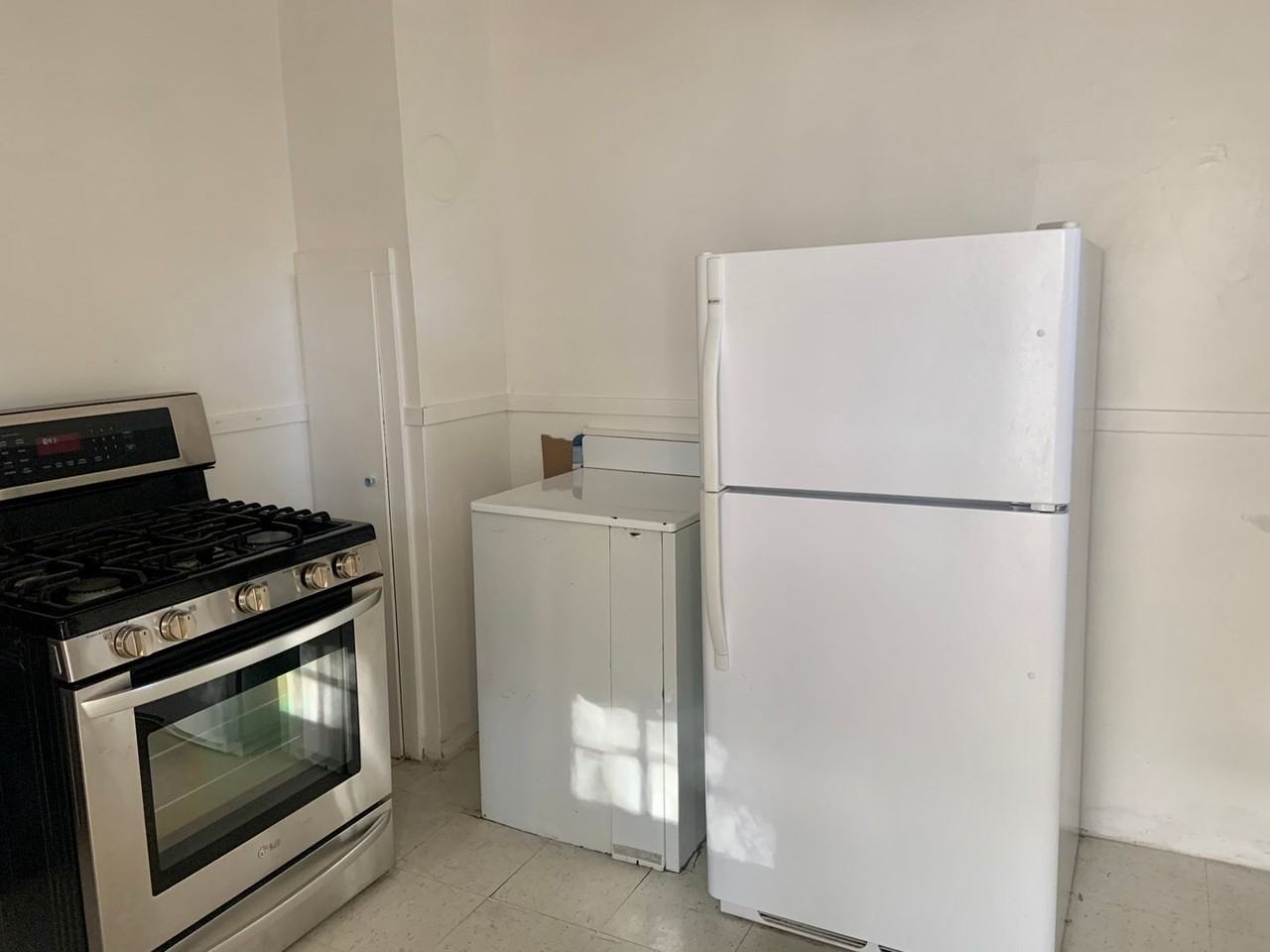 3440 Cannon Ave - Photo 3 of 18