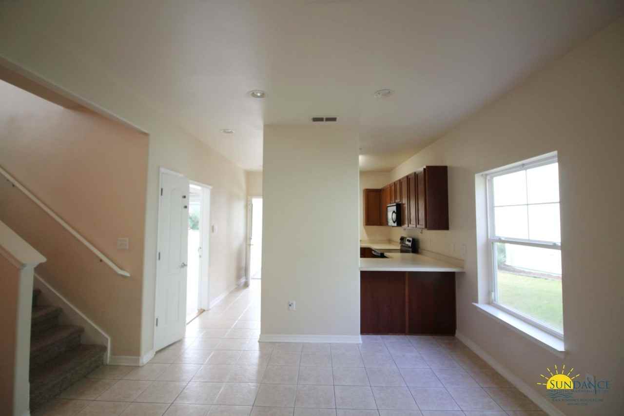 197 Hackberry Way - Photo 2 of 15