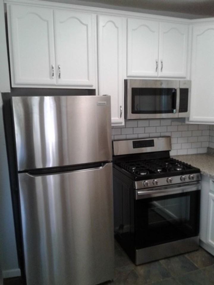 318 North St - Photo 3 of 15