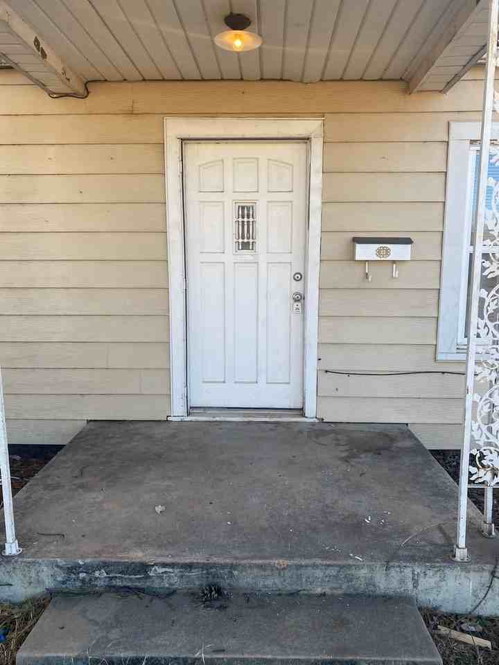 1525 N 16th St - Photo 2 of 18