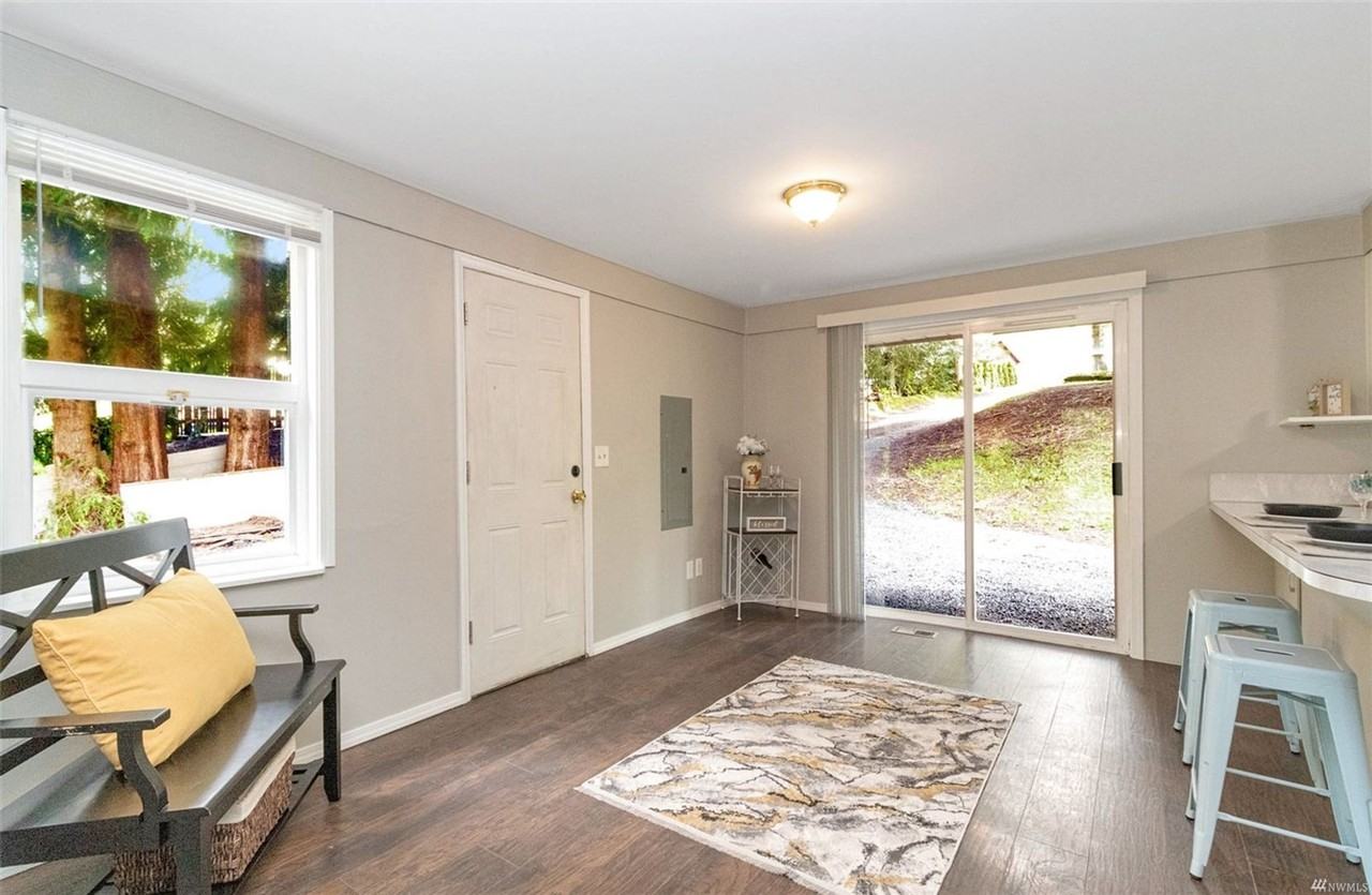 410 Frank Monsen Dr - Photo 3 of 18