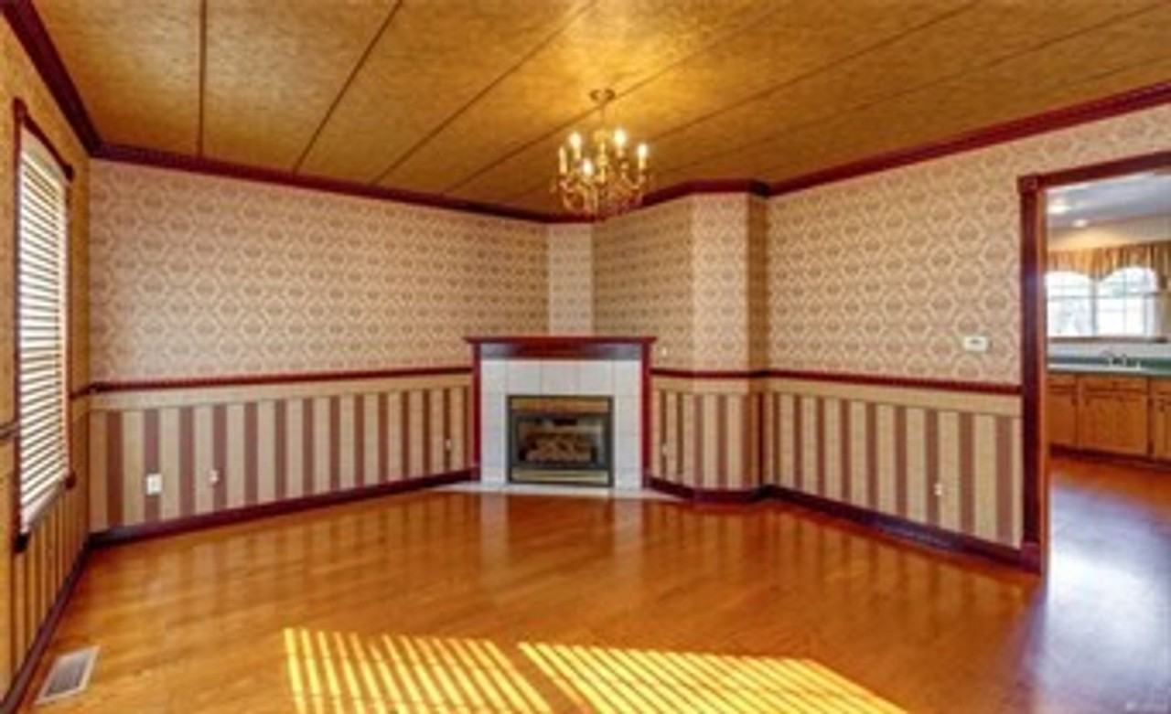 112 44th St - Photo 7 of 19