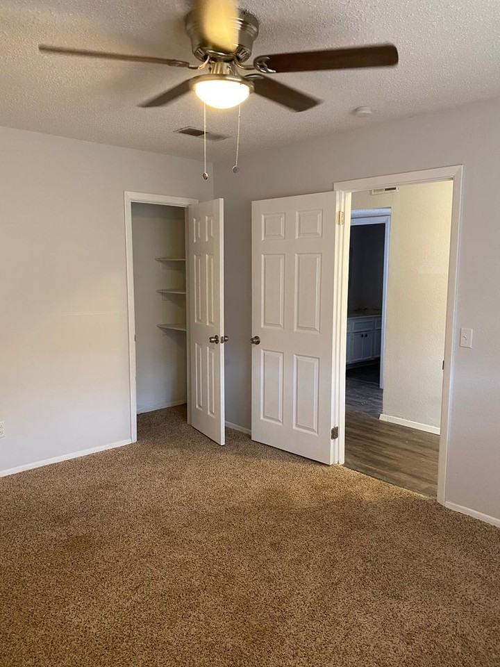 1908 Kirkland Dr - Photo 2 of 15