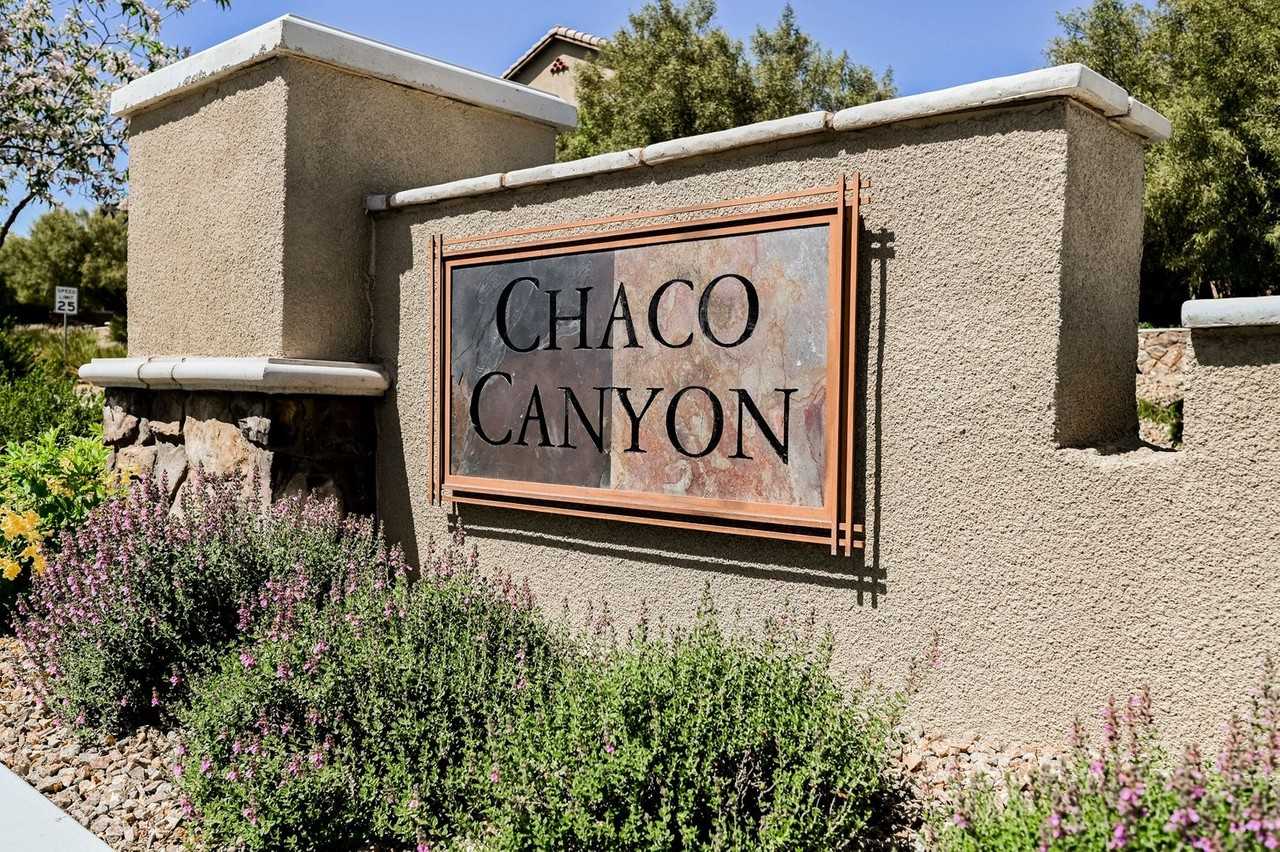 7166 Indian Gap Ave - Photo 5 of 28