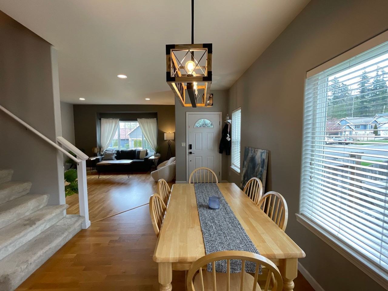 907 Nevada St - Photo 7 of 20