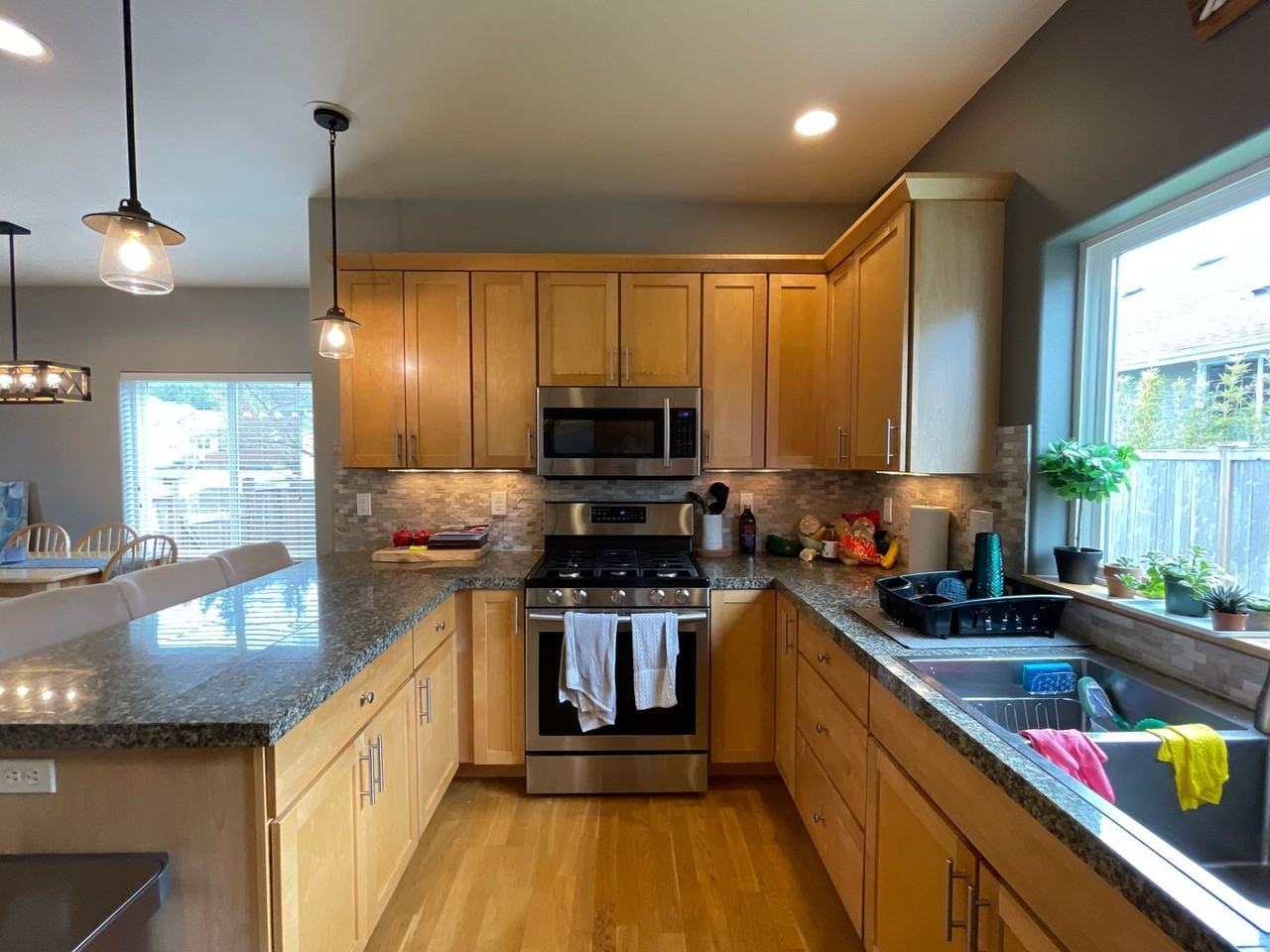 907 Nevada St - Photo 6 of 20