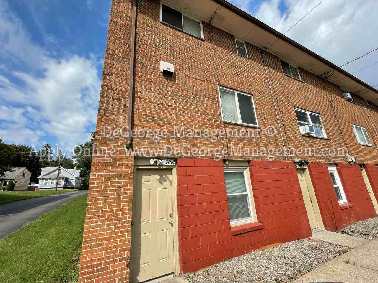 Bennington Townhomes - Photo 2 of 27