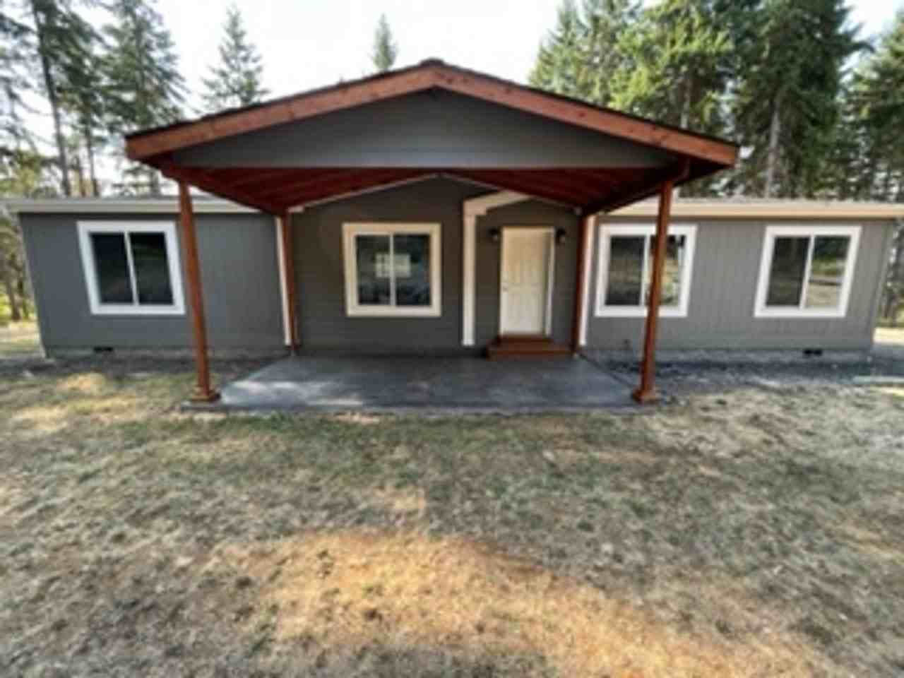 39982 Griggs Dr - Photo 2 of 50