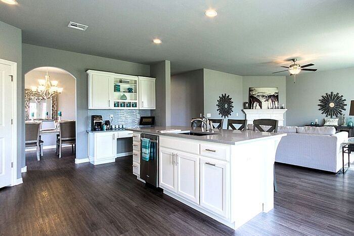 1507 E Jasper Pl - Photo 3 of 21