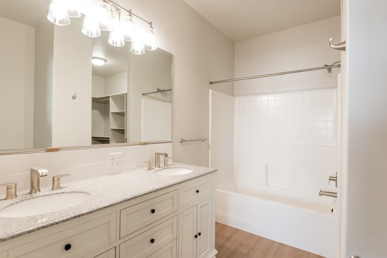 304 N Johnson Ave #A - Photo 6 of 15