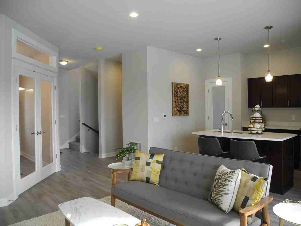 301 Cross Oak Dr #5 - Photo 4 of 19