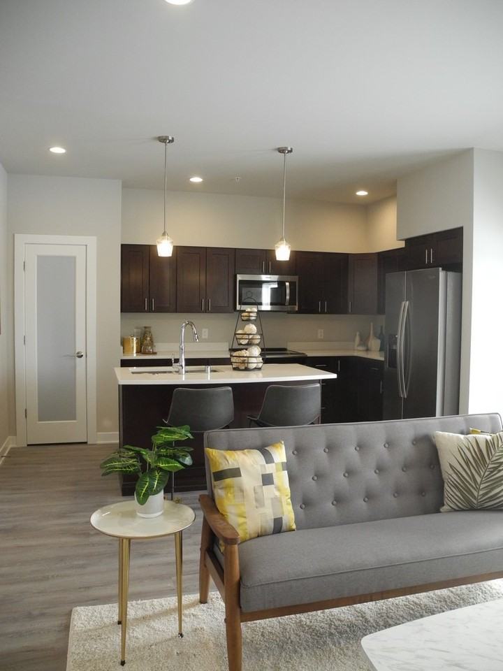 301 Cross Oak Dr #5 - Photo 5 of 19